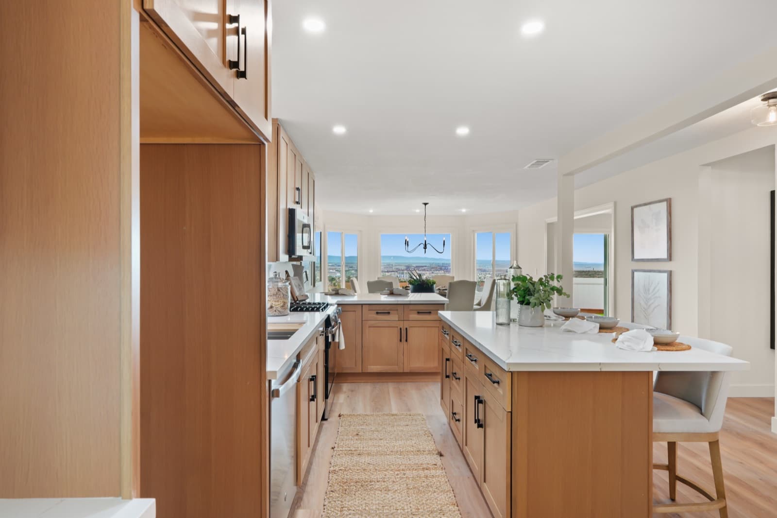 304 John Way, photo 12 of 44