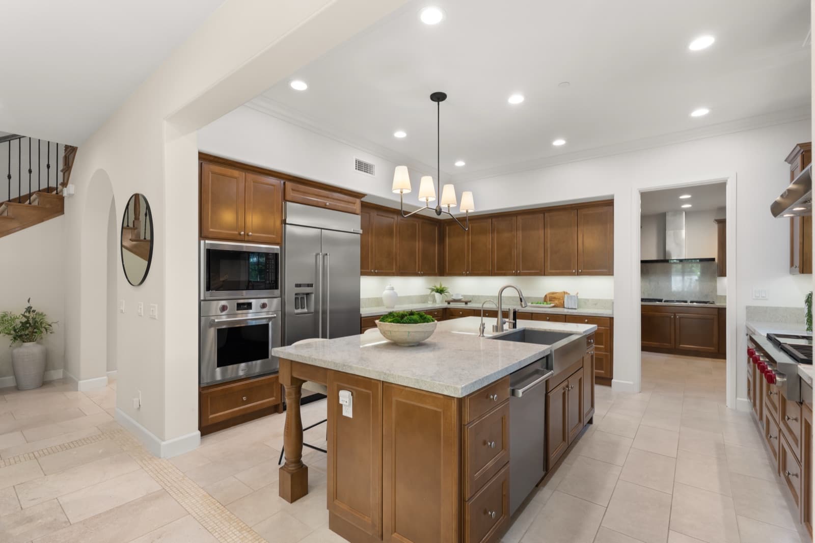 2 Lowland, photo 13 of 46