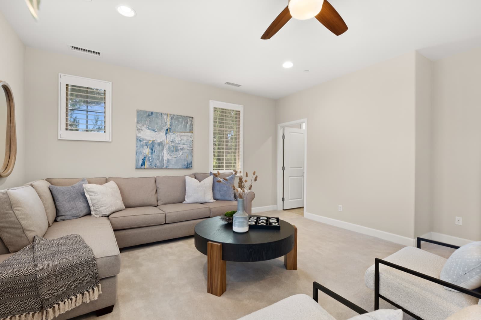 2 Lowland, photo 27 of 46