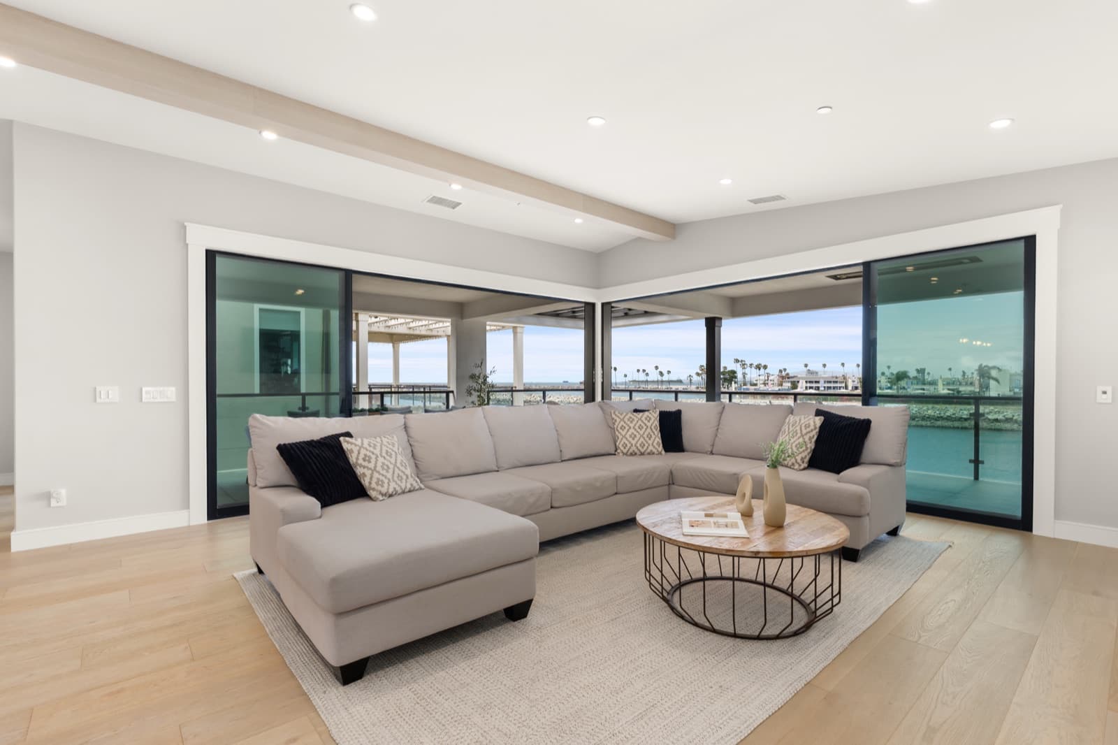 205 Ocean Place, photo 9 of 41