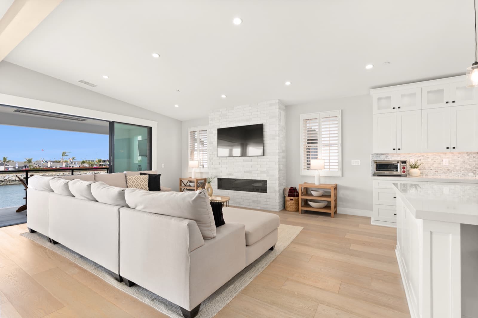 205 Ocean Place, photo 10 of 41