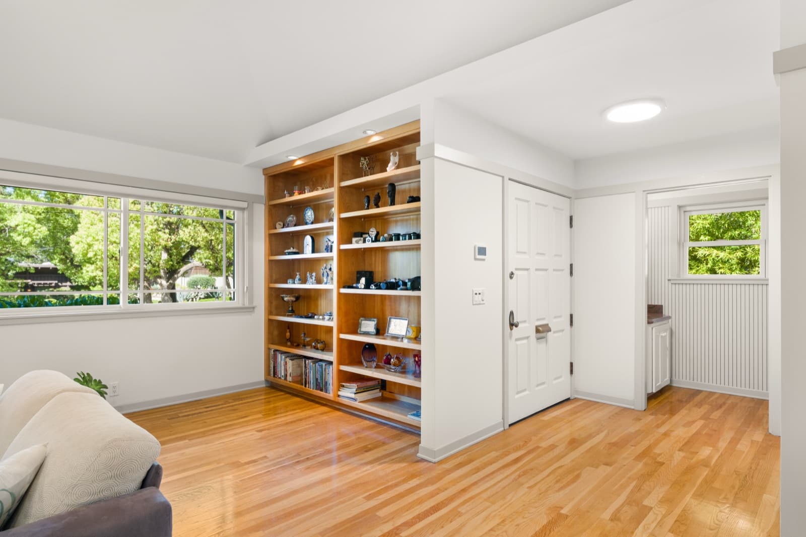 632 Grand Ave, photo 8 of 30