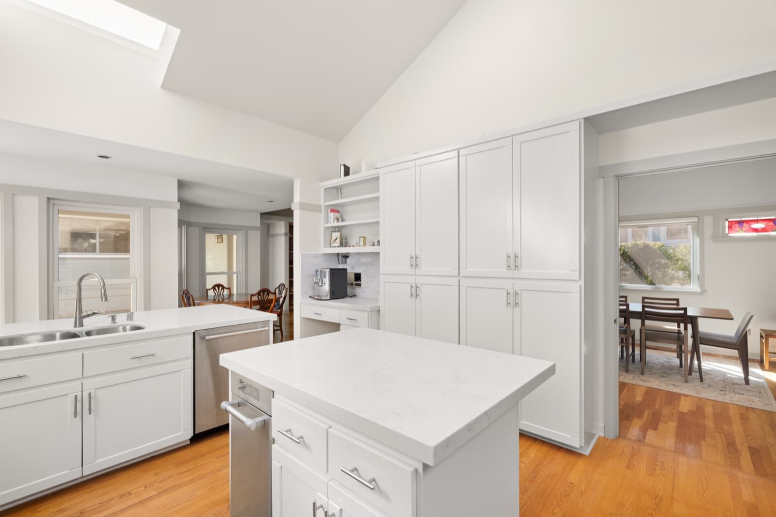 632 Grand Ave, photo 10 of 30